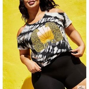 Torrid tie dye cheetah cold shoulder tee. size 2. Nwot. plus size